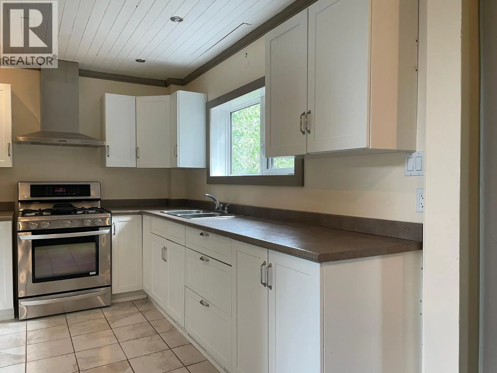 Acreage at 72 PIONEER WAY — photo 5 of 21
