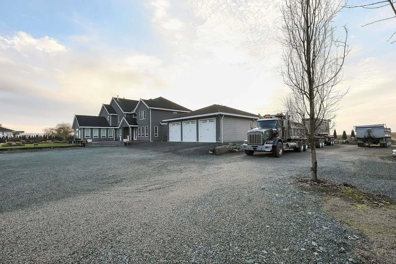 Acreage at 8415 184 STREET — photo 2 of 40
