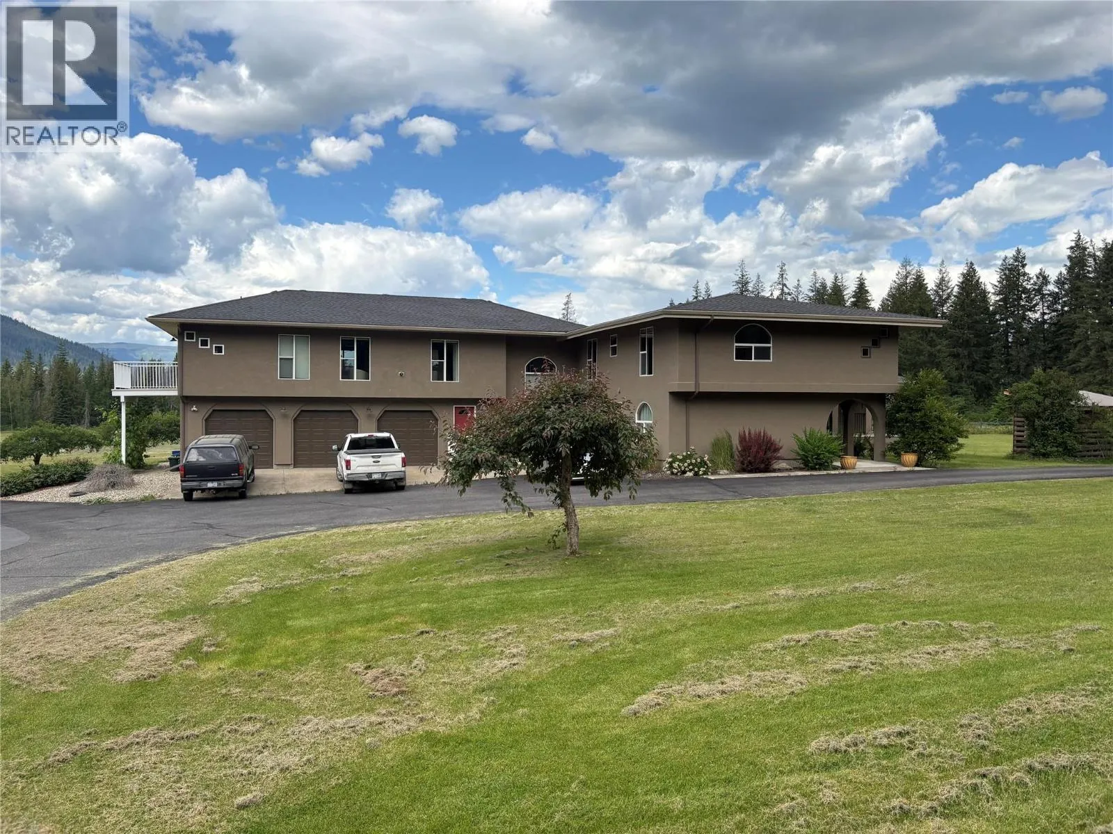 Acreage at 1851 70 Street SE — photo 4 of 95