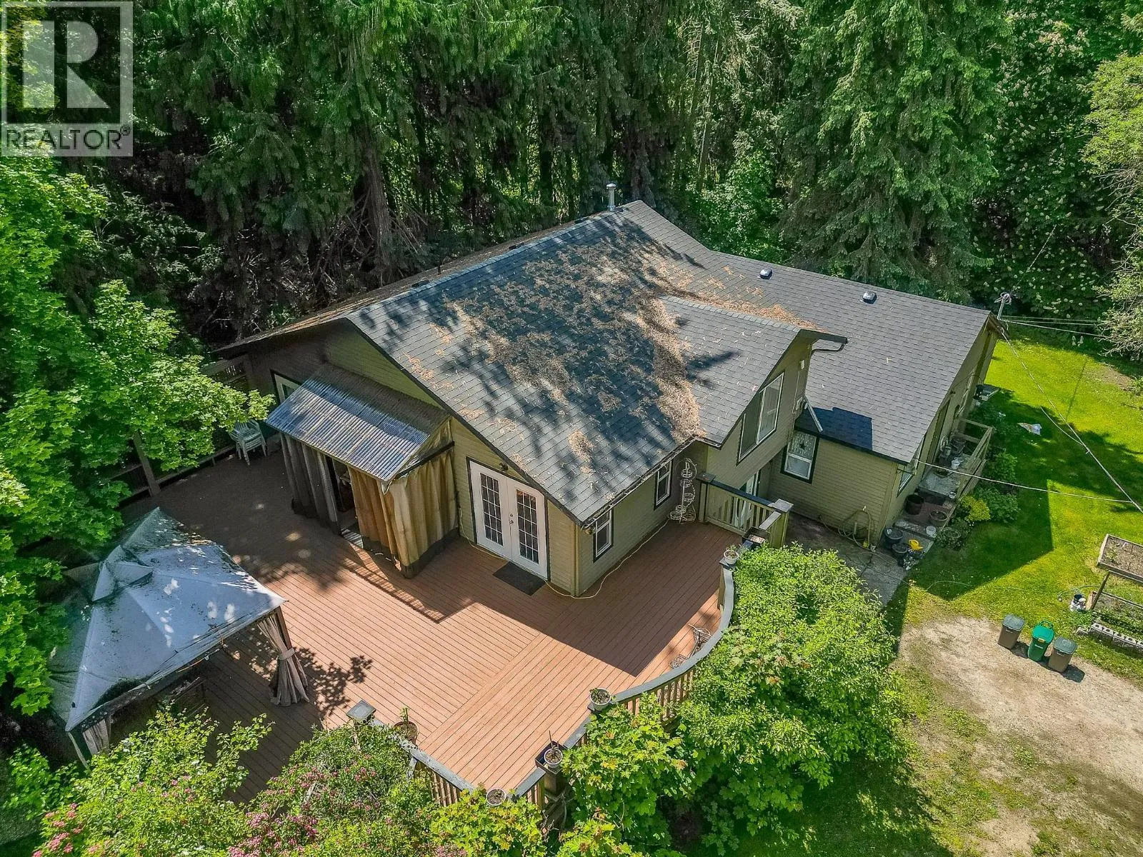 Acreage at 4850 Foothill Road SW — photo 2 of 87