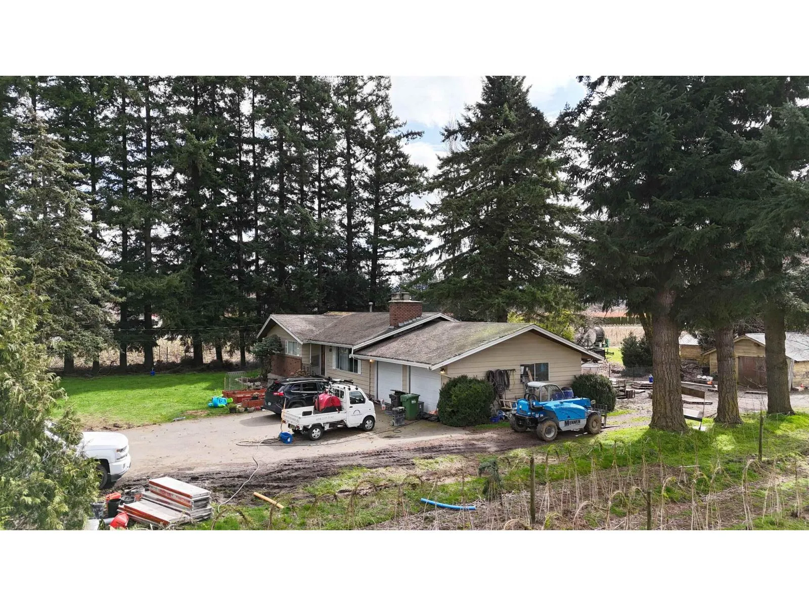 Acreage at 31964 HUNTINGDON ROAD — photo 3 of 14