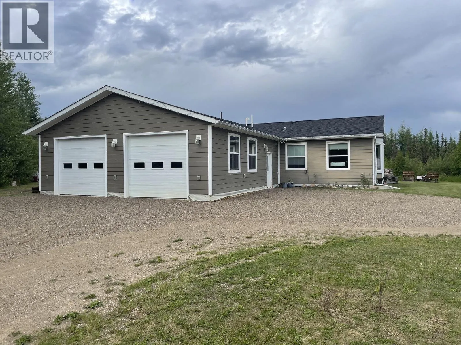 Acreage at 34 PEBBLE DRIVE — photo 2 of 34