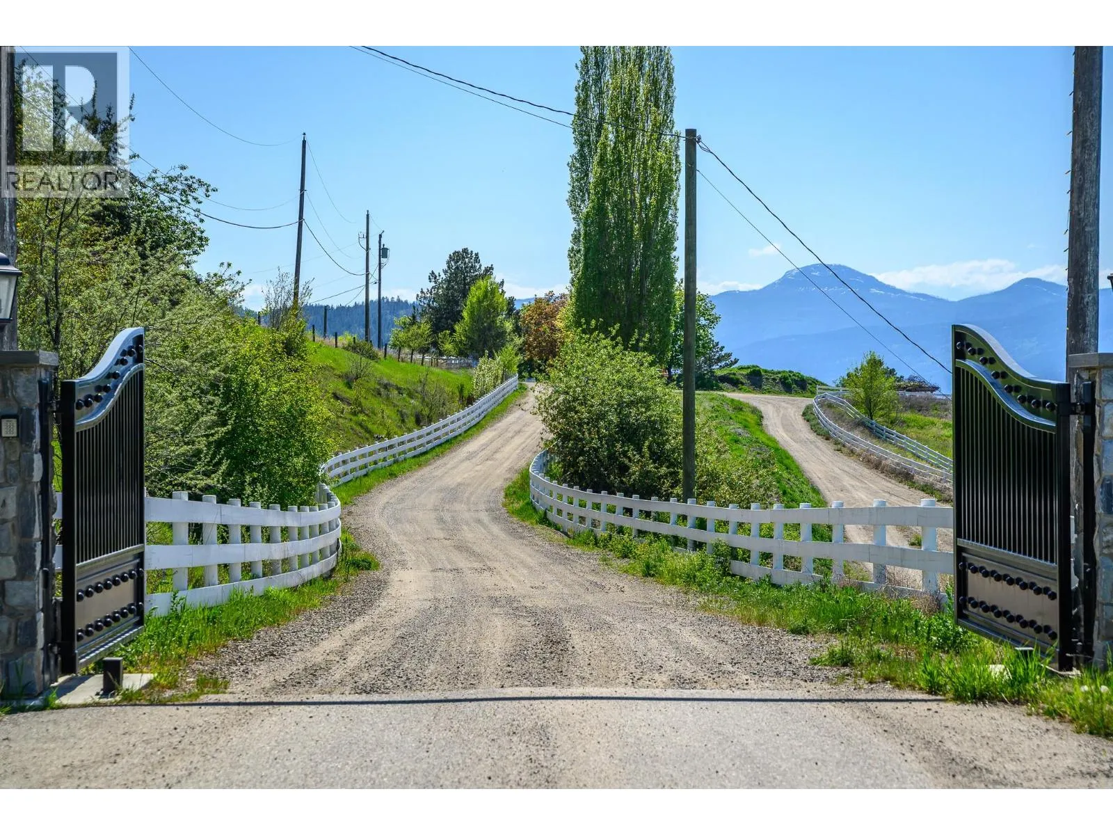 Acreage at 8399 Bench Row Road — photo 4 of 36