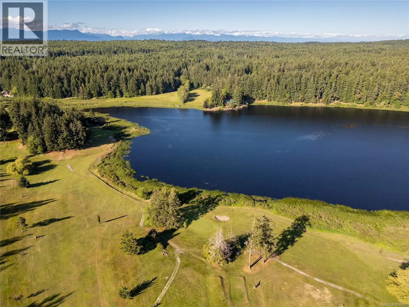 Acreage at 909 South Rd — photo 2 of 71