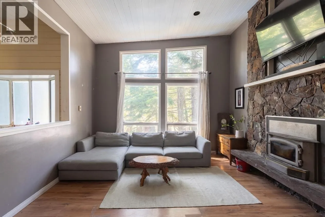 Acreage at 4040 MIDNIGHT WAY — photo 3 of 34