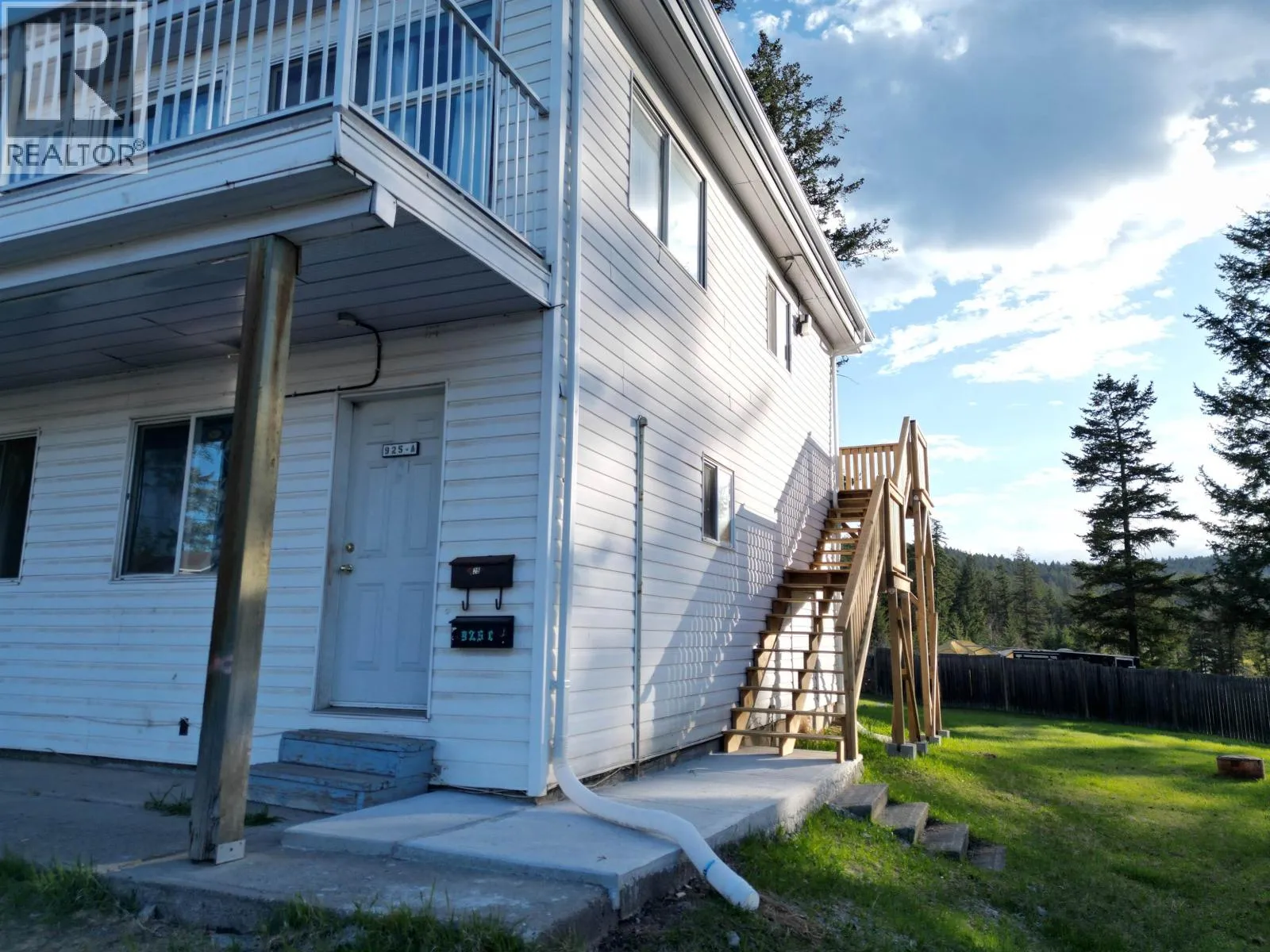 Multi-family at 923 DOG CREEK ROAD — photo 4 of 31