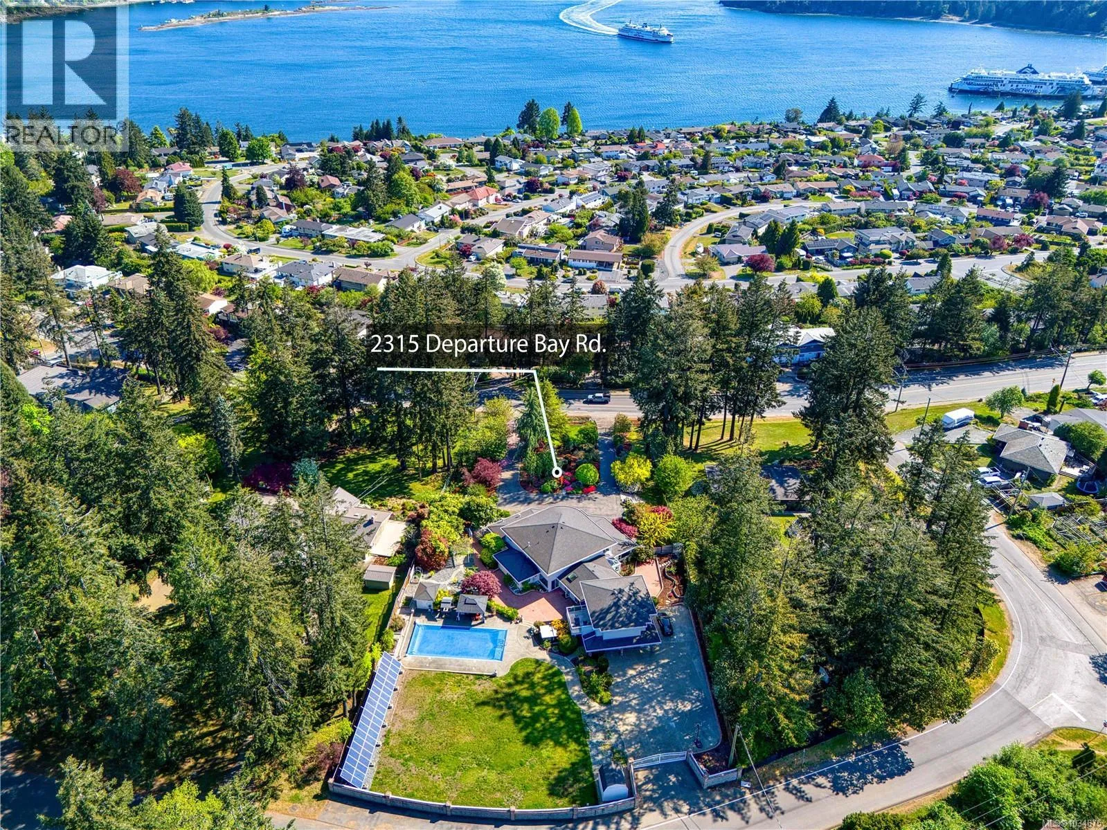 Acreage at 2315 Departure Bay Rd