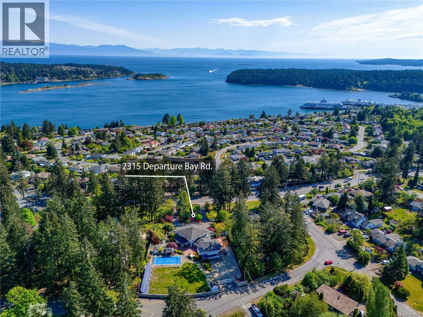 Acreage at 2315 Departure Bay Rd — photo 2 of 99