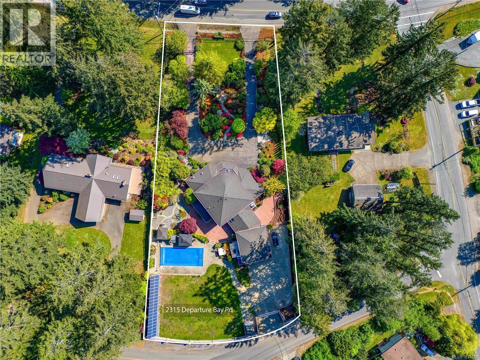 Acreage at 2315 Departure Bay Rd — photo 3 of 99