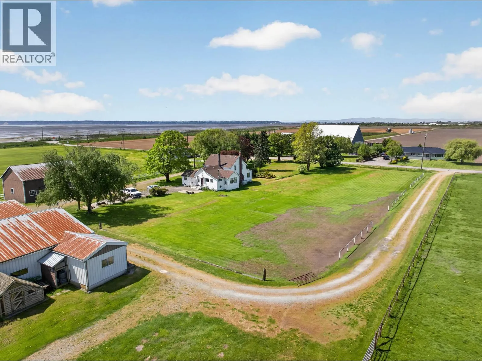 Acreage at 3706 88 STREET — photo 2 of 40