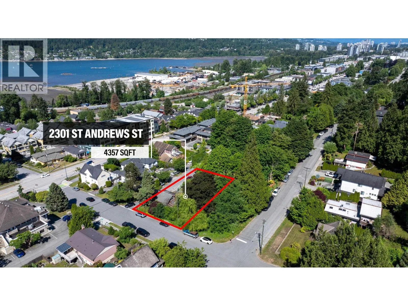 Acreage at 2301 ST ANDREWS STREET