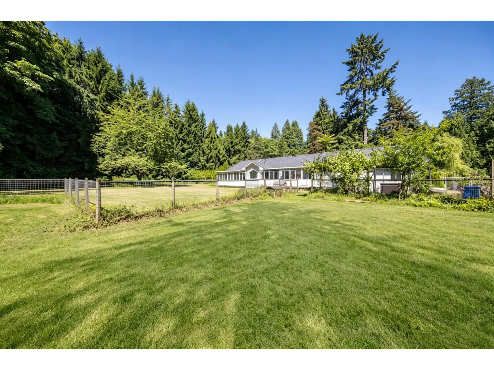 Acreage at 637 171 STREET — photo 4 of 35
