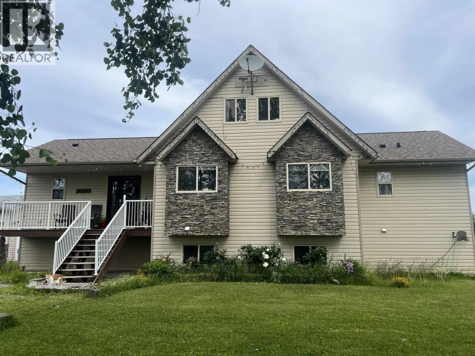 Acreage at 10940 SALMON VALLEY ROAD — photo 2 of 40