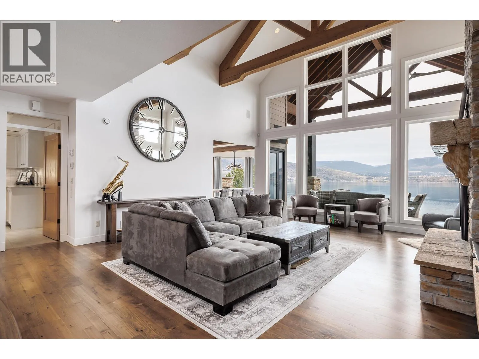 Acreage at 6850 Lakeshore Road — photo 5 of 23