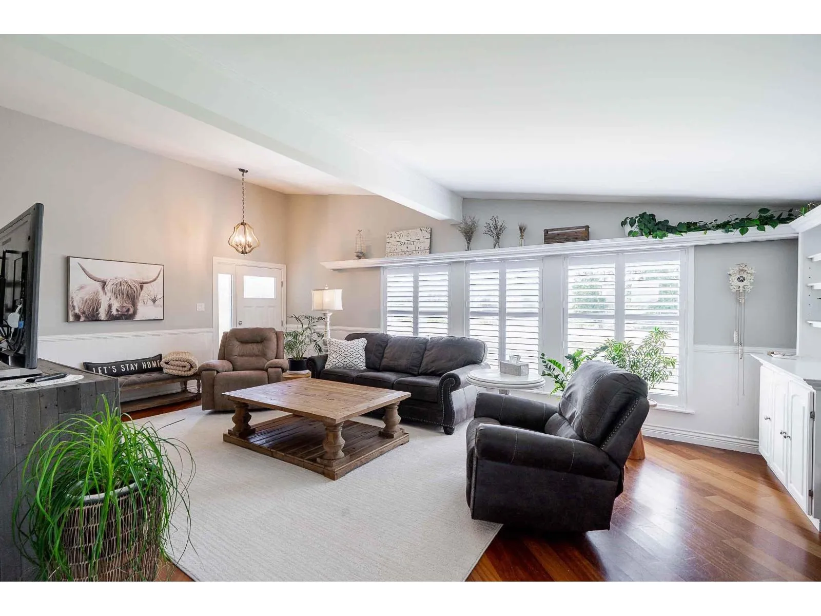 Farm at 8129 HARVIE ROAD — photo 4 of 40