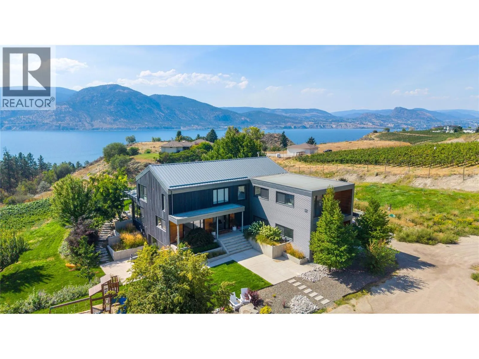 Acreage at 1053 Ohlhausen Road