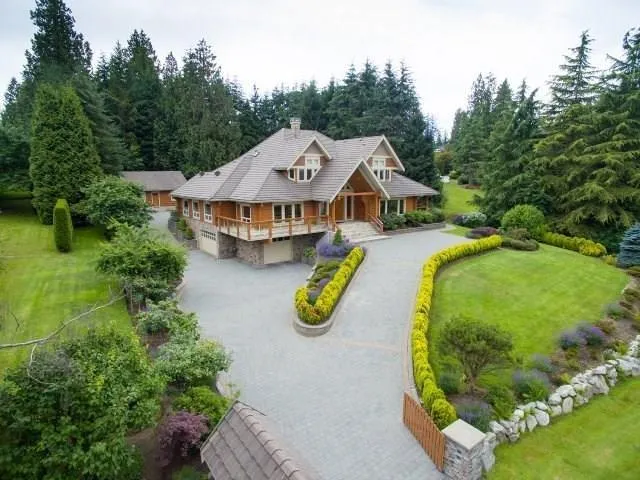Acreage at 16354 30B AVENUE
