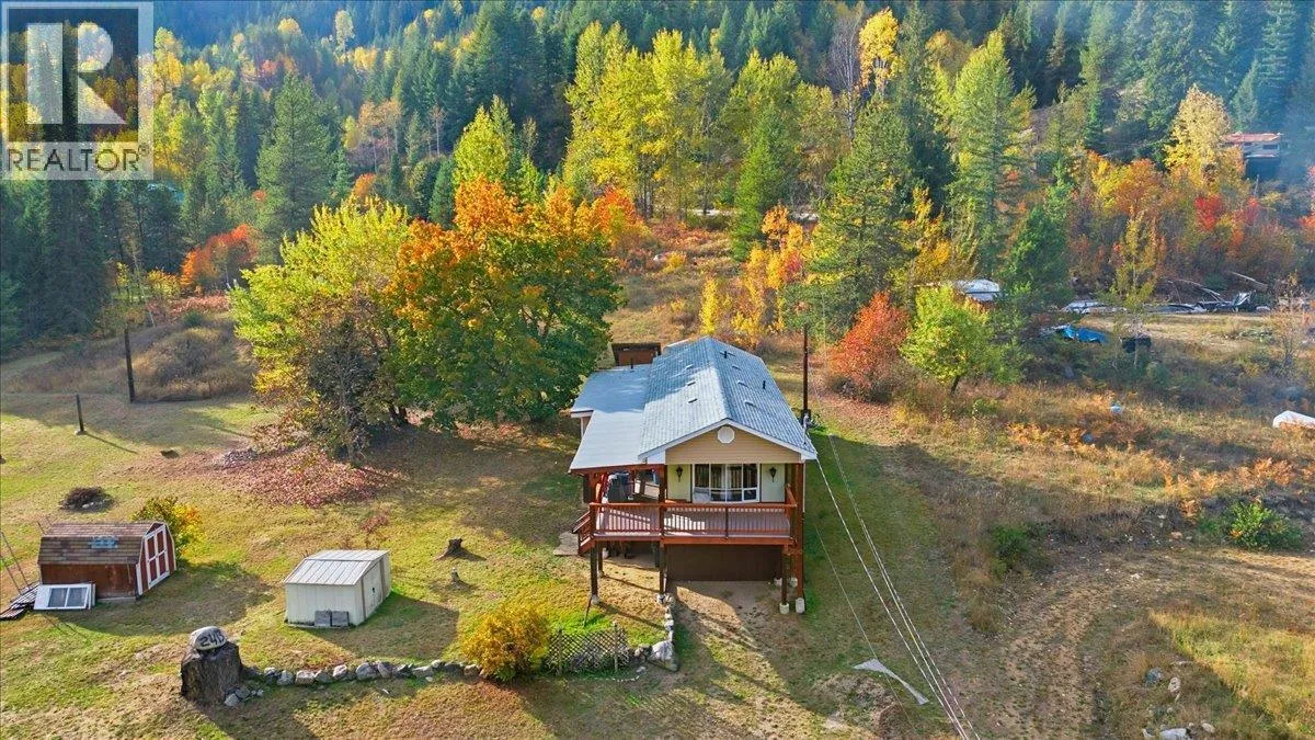 Acreage at 2413 Doukhobour Road