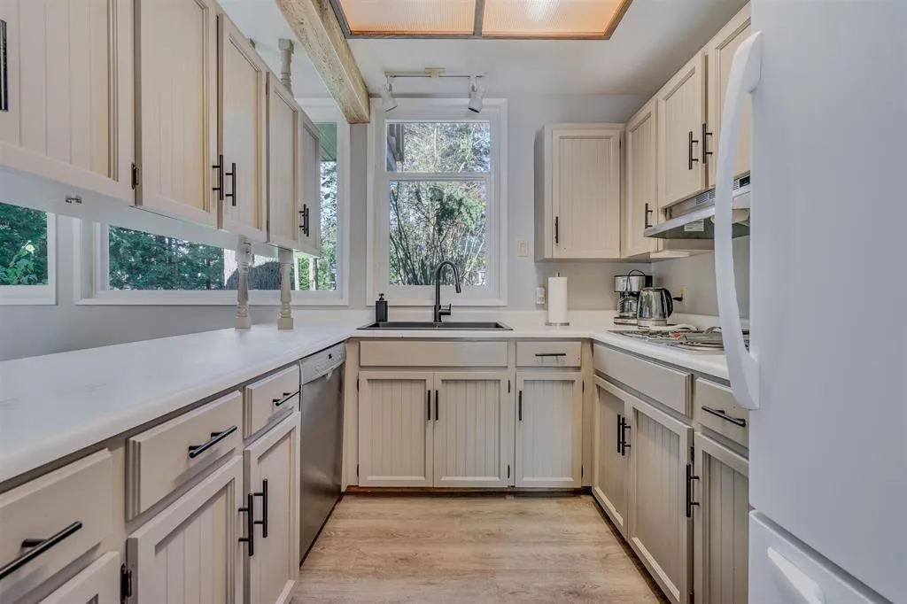 Acreage at 20264 27 AVENUE — photo 5 of 15