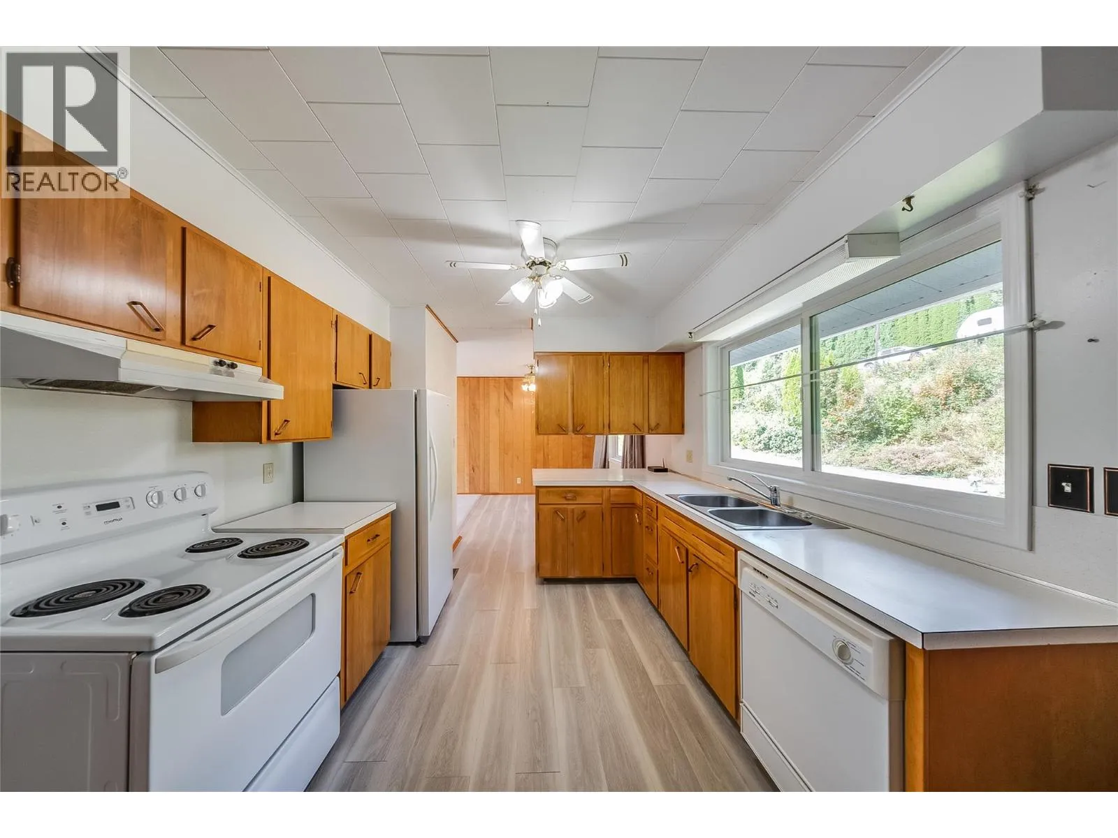 Acreage at 1048 Christie Road — photo 4 of 49
