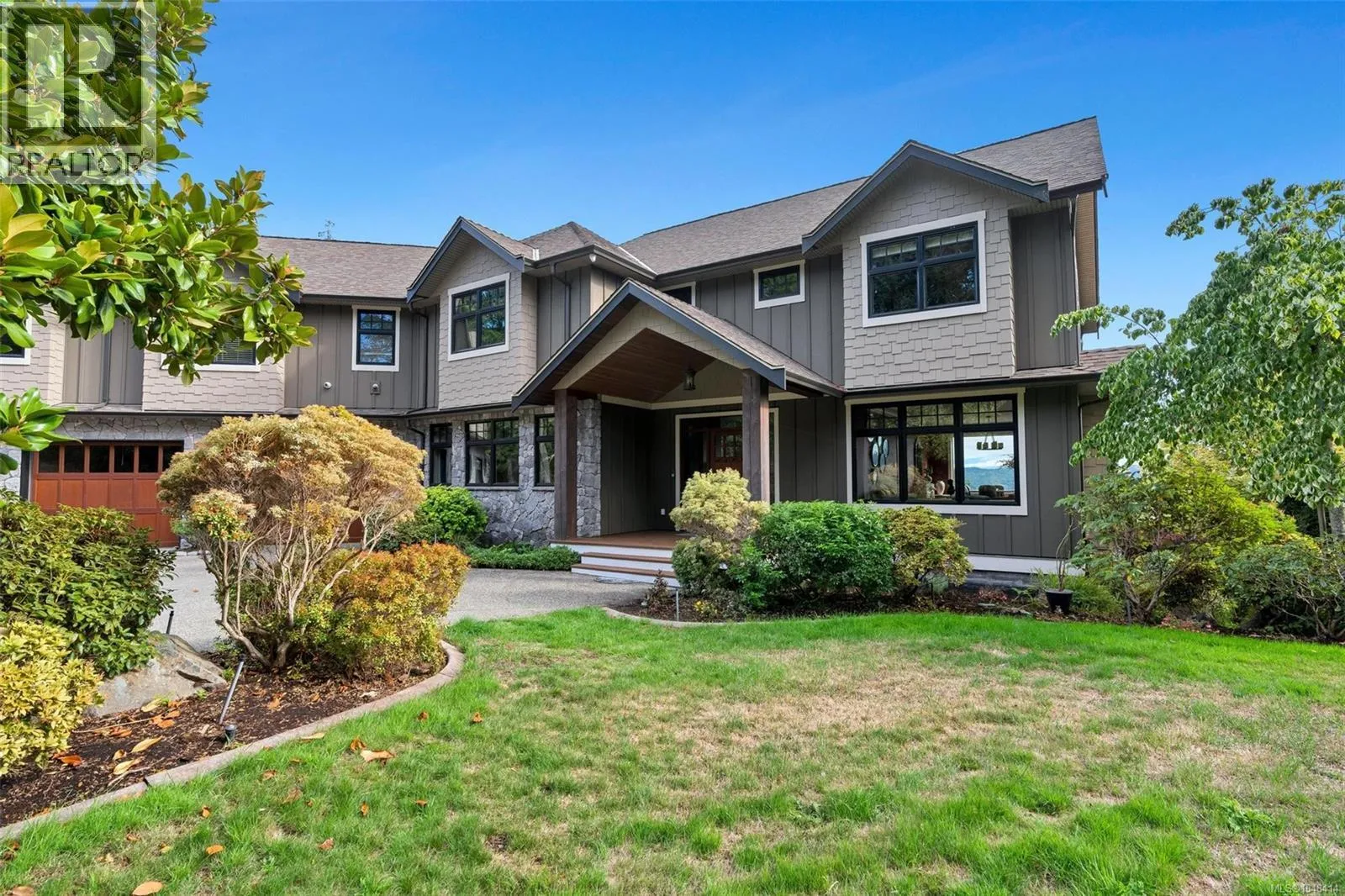 Acreage at 5365 Basinview Hts