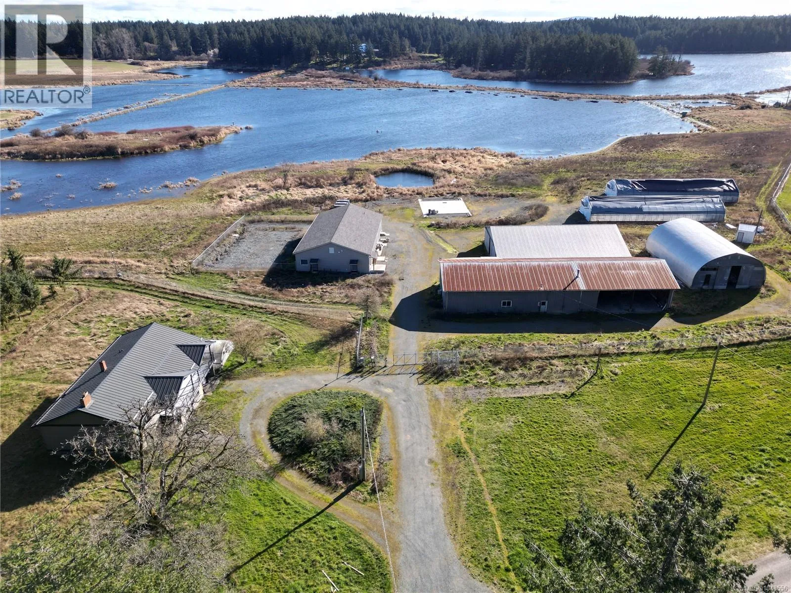 Acreage at 2550 Quennell Rd — photo 4 of 42