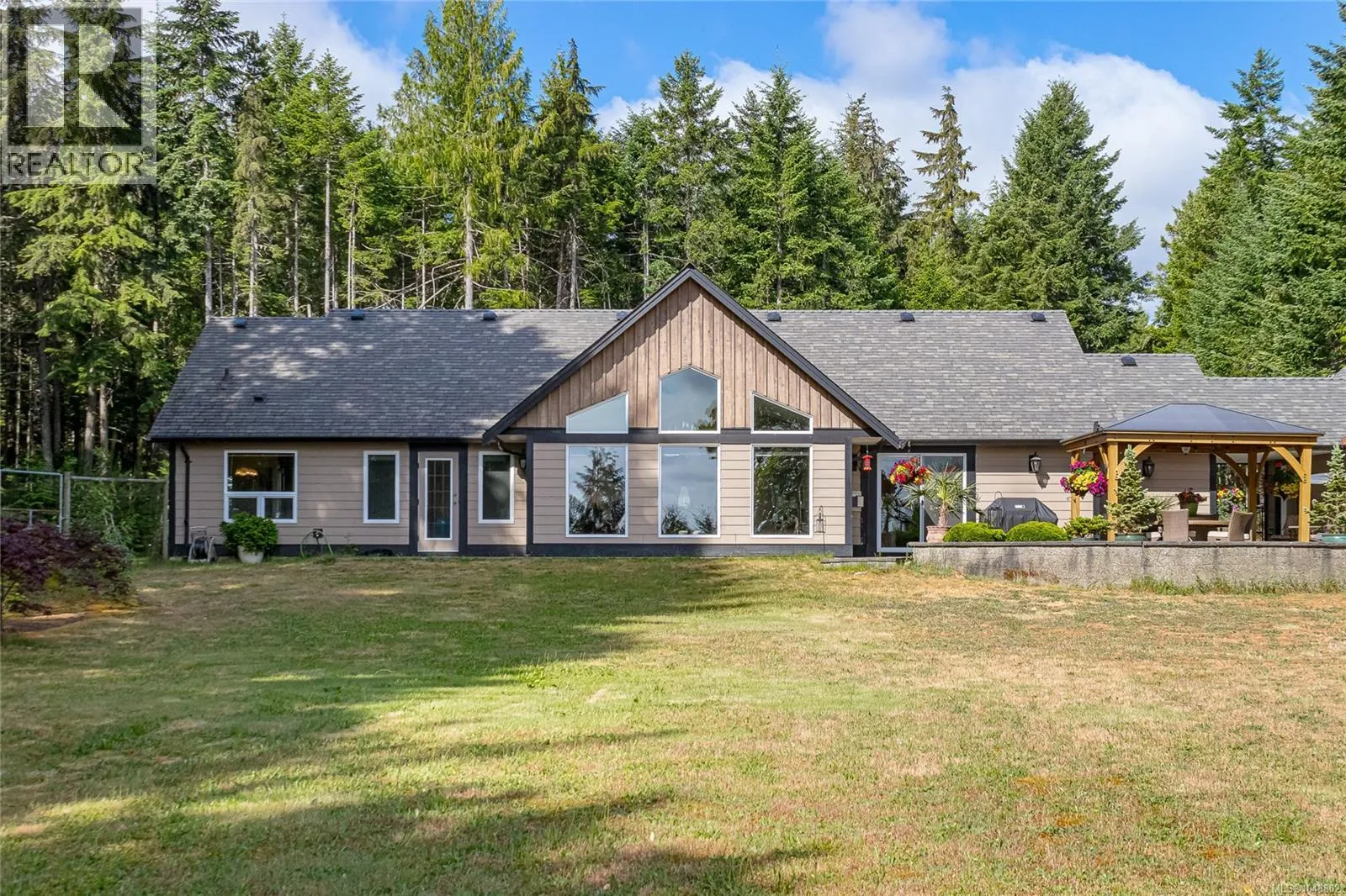 Acreage at 1737 Galvin Pl