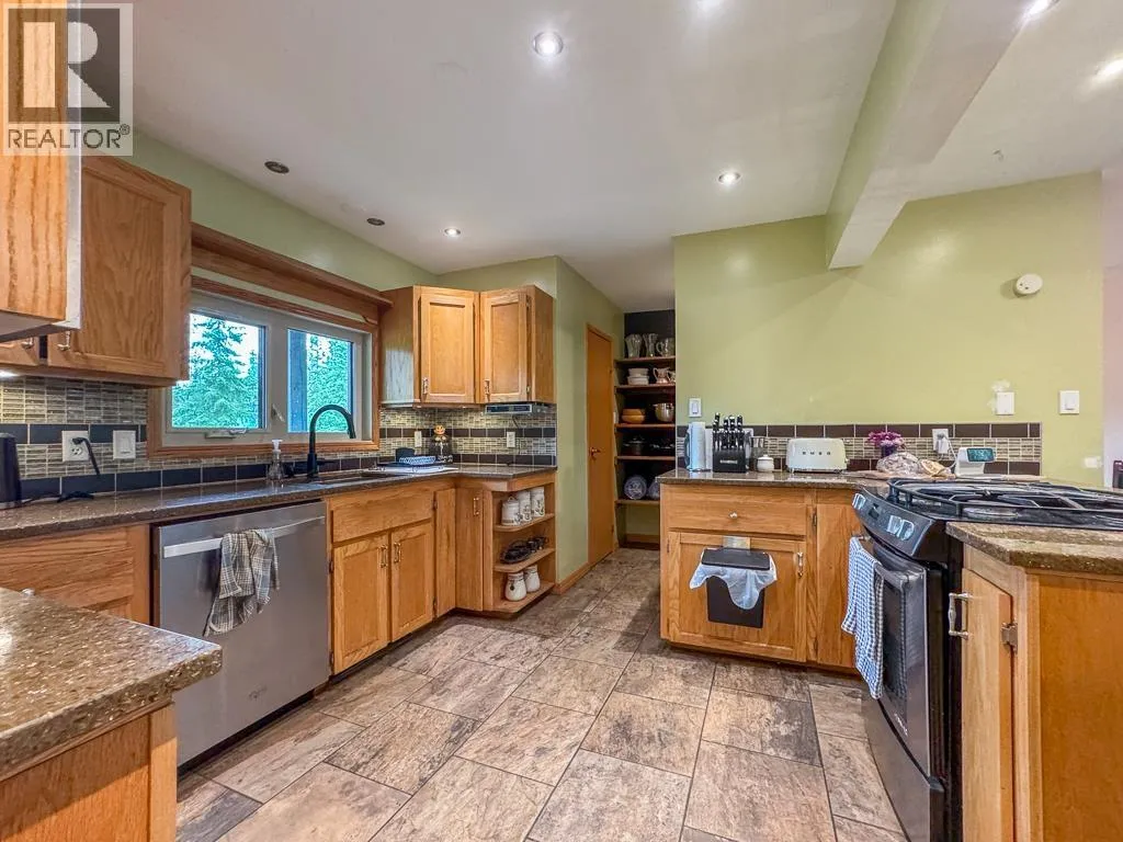 Acreage at 1705 MILLAR ROAD — photo 4 of 40
