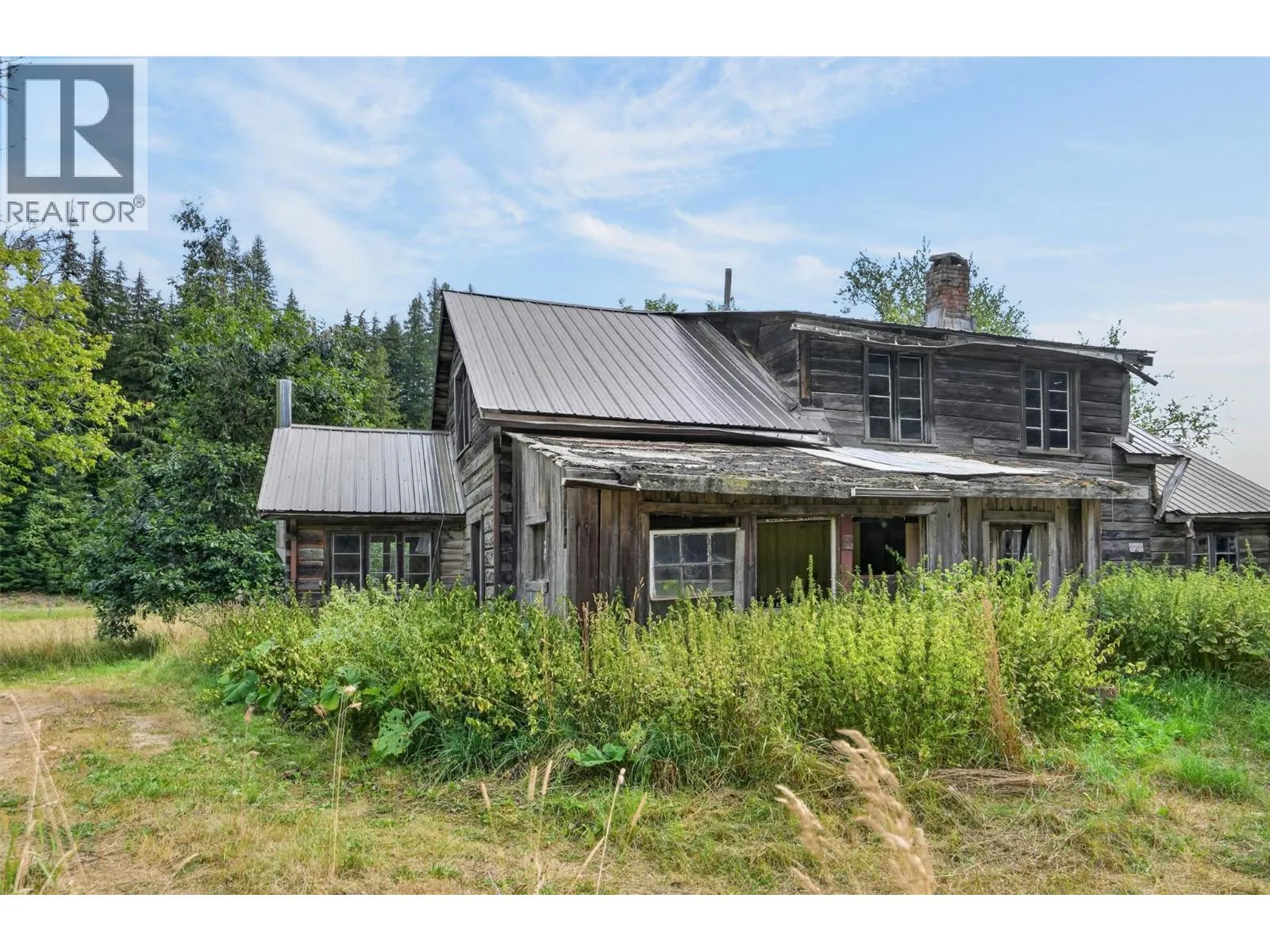 Farm at 5795 KASLO SOUTH Road — photo 2 of 35