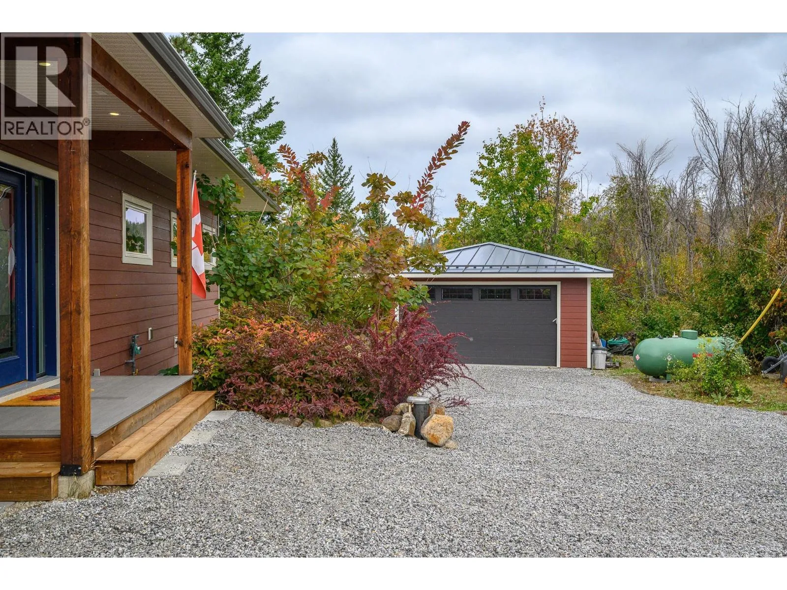 Acreage at 7936 McLennan Road — photo 3 of 63