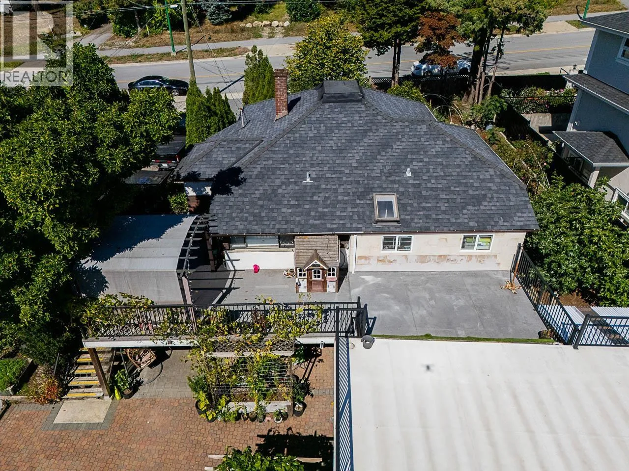Acreage at 7342 BROADWAY — photo 2 of 21