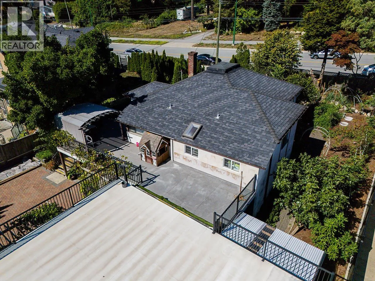 Acreage at 7342 BROADWAY — photo 3 of 21