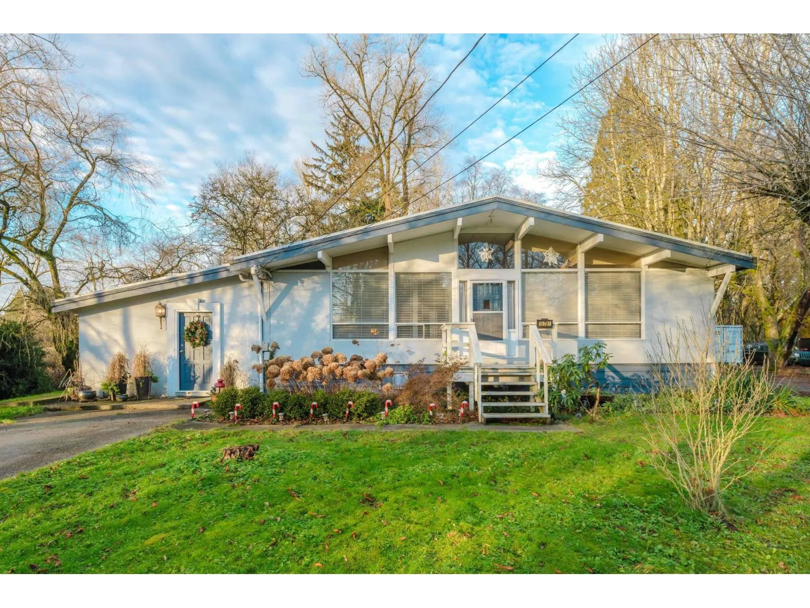Acreage at 18701 88 AVENUE
