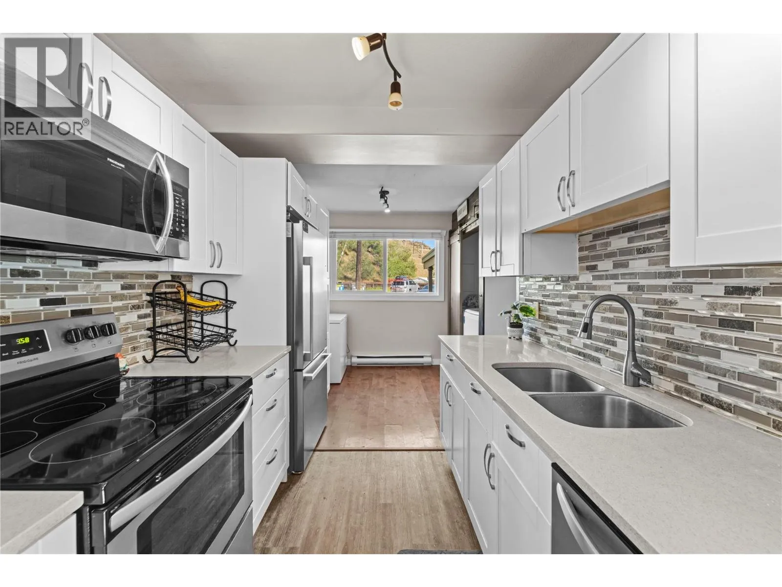 Acreage at 700 Collingwood Drive Unit# 4 — photo 3 of 19