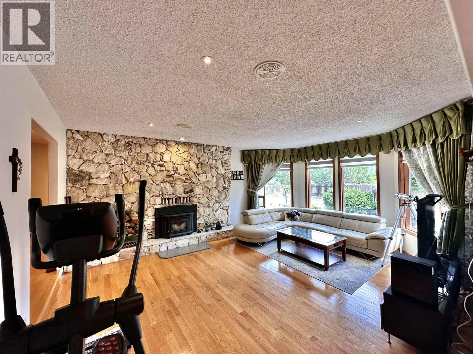 Acreage at 1365 S 5 HIGHWAY — photo 3 of 28