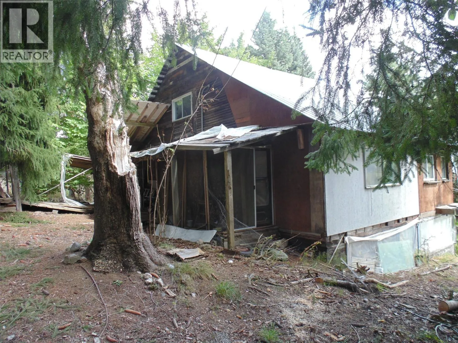 Acreage at 6306 Slocan River Road — photo 2 of 24