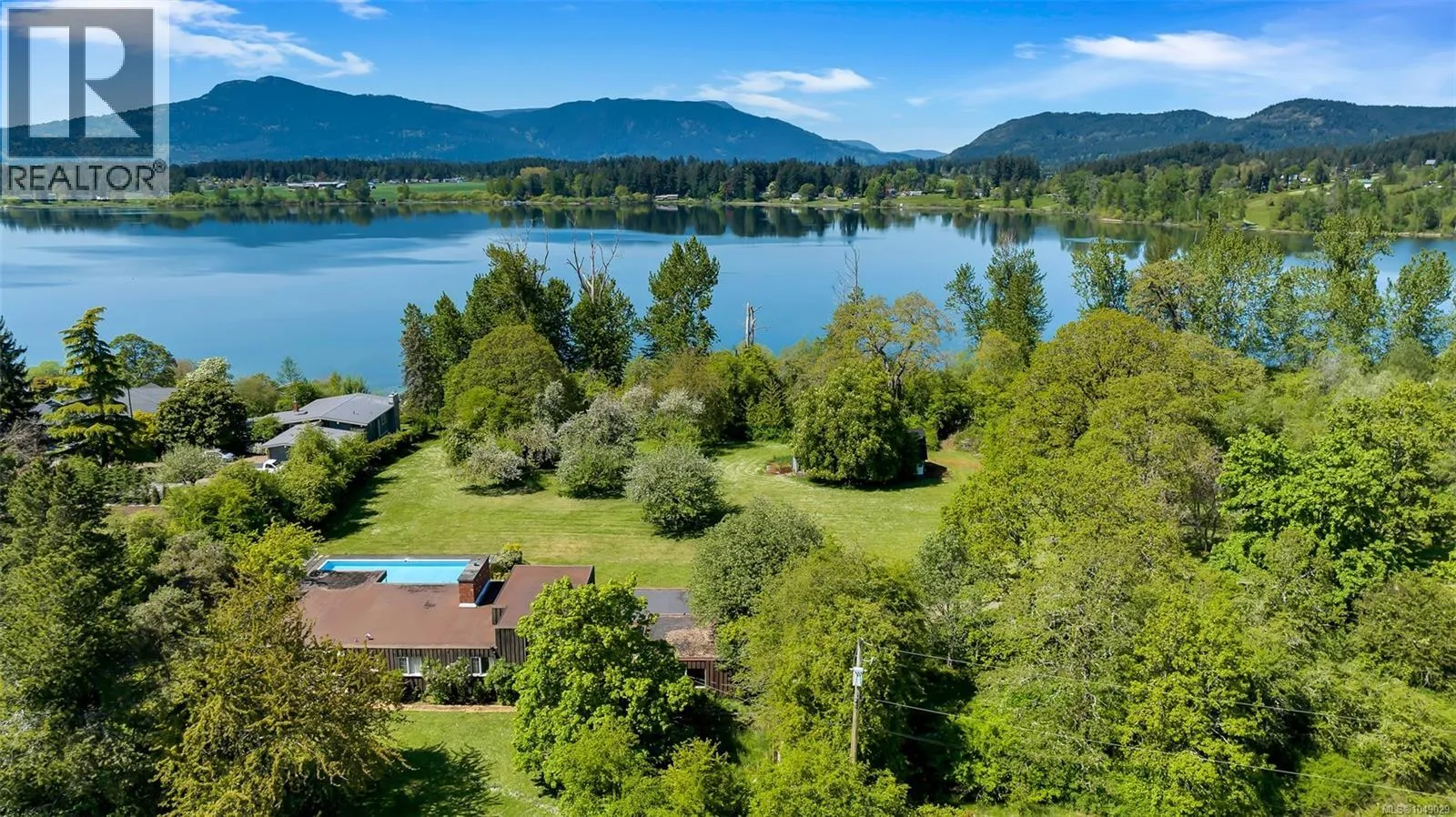 Acreage at 6364 Deykin Ave