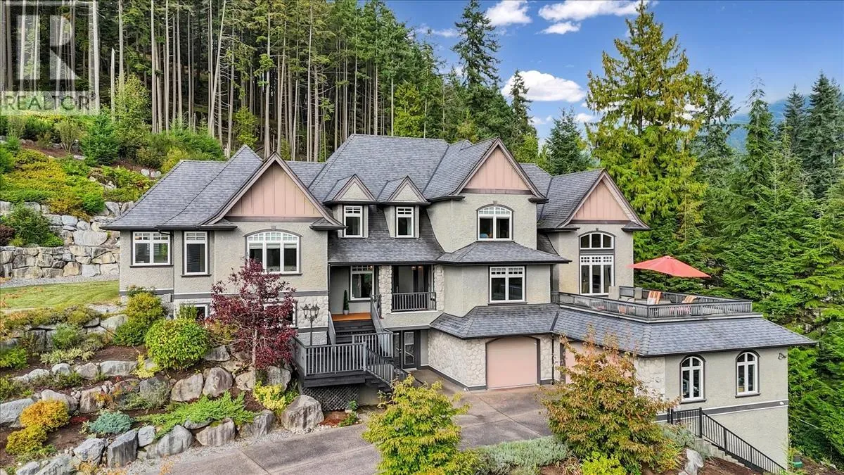 Acreage at 1403 CRYSTAL CREEK DRIVE